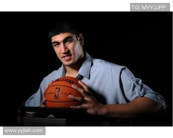 坎特的篮球传奇之路：从天赋少年到NBA巨星的奋斗故事