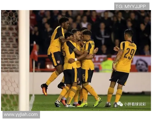 诺丁汉森林与雷丁激战成和比分揭晓精彩瞬间回顾