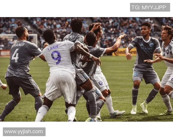 美职足激战达拉斯主场迎战华盛顿争夺季后赛席位的关键之战 美职足激战达拉斯主场迎战华盛顿争夺季后赛席位的关键之战